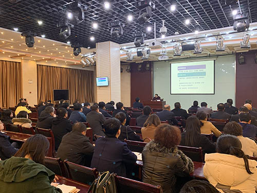 建設(shè)集團(tuán)舉辦“以案講管理”專題法律培訓(xùn)