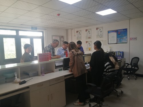 建設集團大秦置業(yè)公司：稀罕事！物業(yè)給業(yè)主發(fā)福利了
