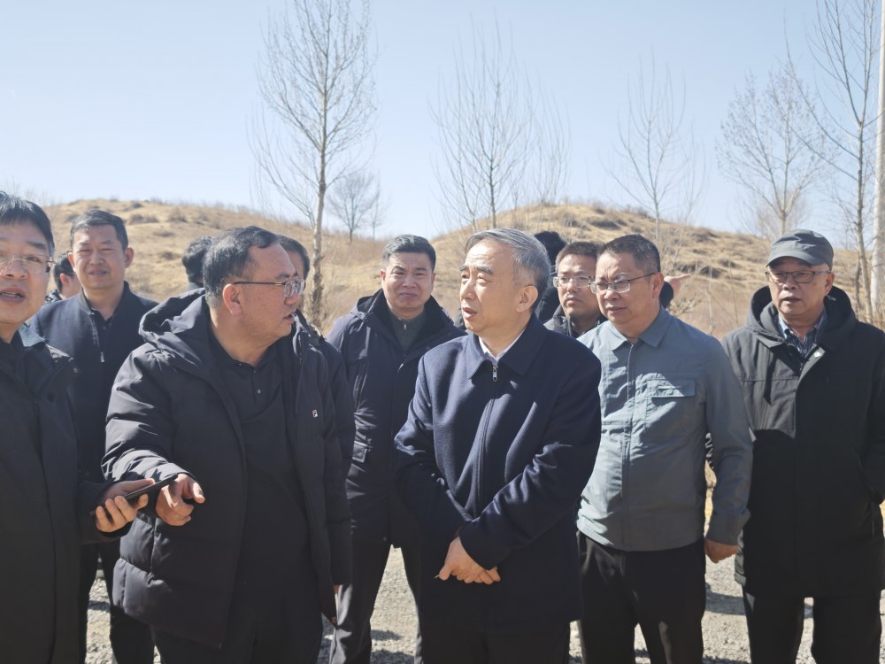 陜西鐵路物流集團(tuán)黨委書記、董事長楊科生赴陜煤建設(shè)路橋分公司靖神鐵路項(xiàng)目調(diào)研