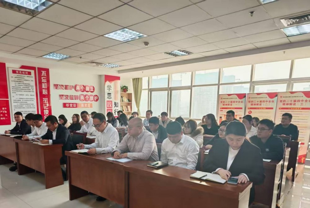 陜煤建設(shè)煤礦運營服務(wù)分公司：借兩會春風(fēng) 抬奮進龍頭