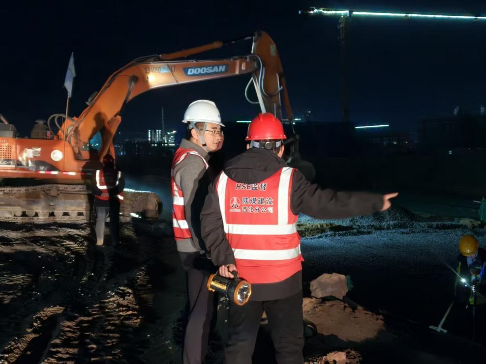 陜煤建設(shè)西北分公司土建第三項目部：夜戰(zhàn)攻堅保節(jié)點 逆風前行顯擔當